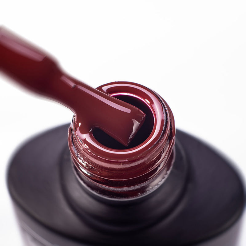 KOMILFO GEL POLISH DELUXE SERIES D098 (SLIGHTLY BURGUNDY BROWN, ENAMEL), 8 ML