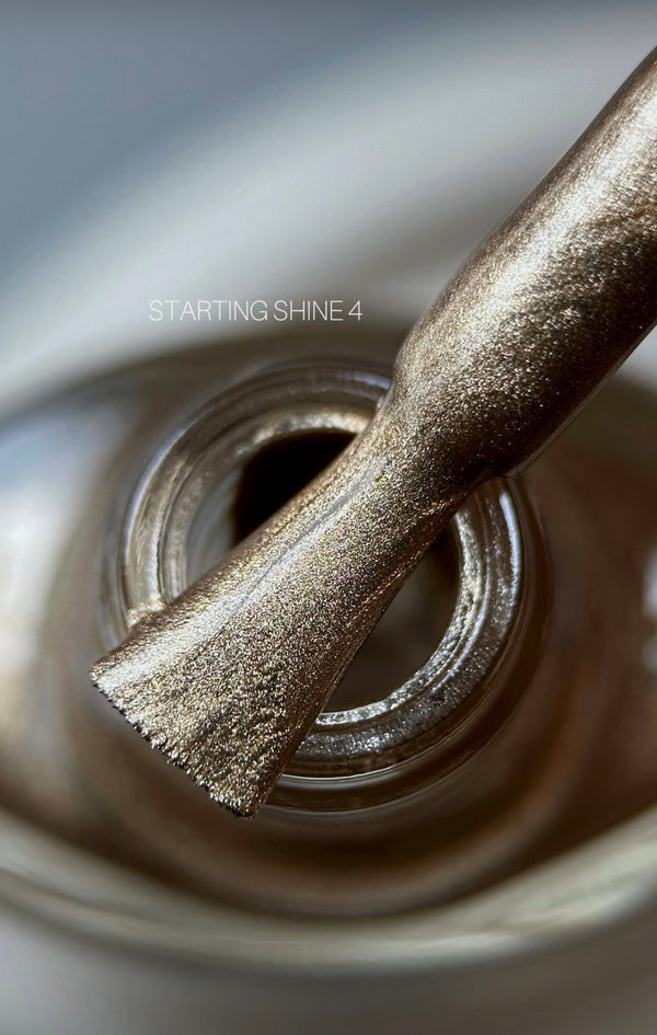 Varnish for stamping SAGA shine No. 4, 8 ml